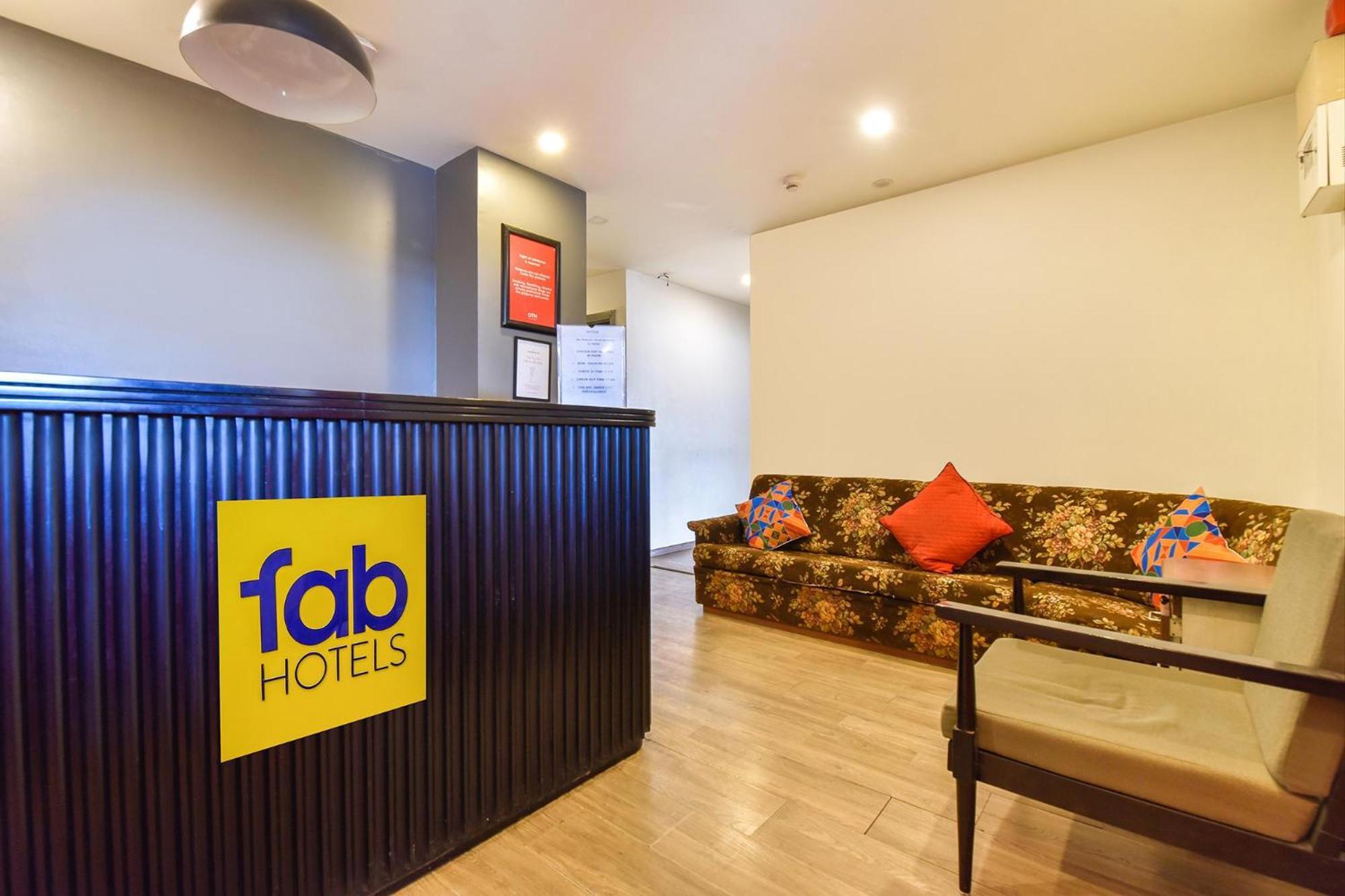 Fabhotel Ny Townhouse Ахмедабад Екстер'єр фото